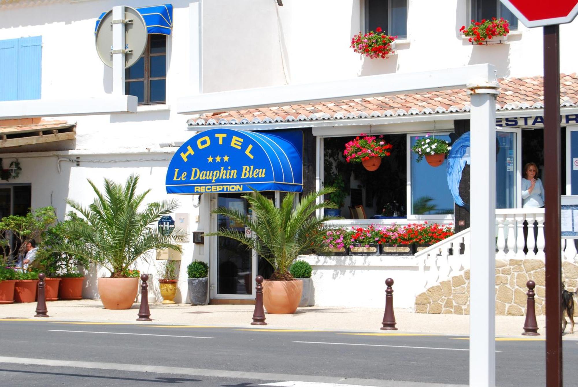 Hotel Le Dauphin Bleu Saintes-Maries-de-La-Mer Exterior foto