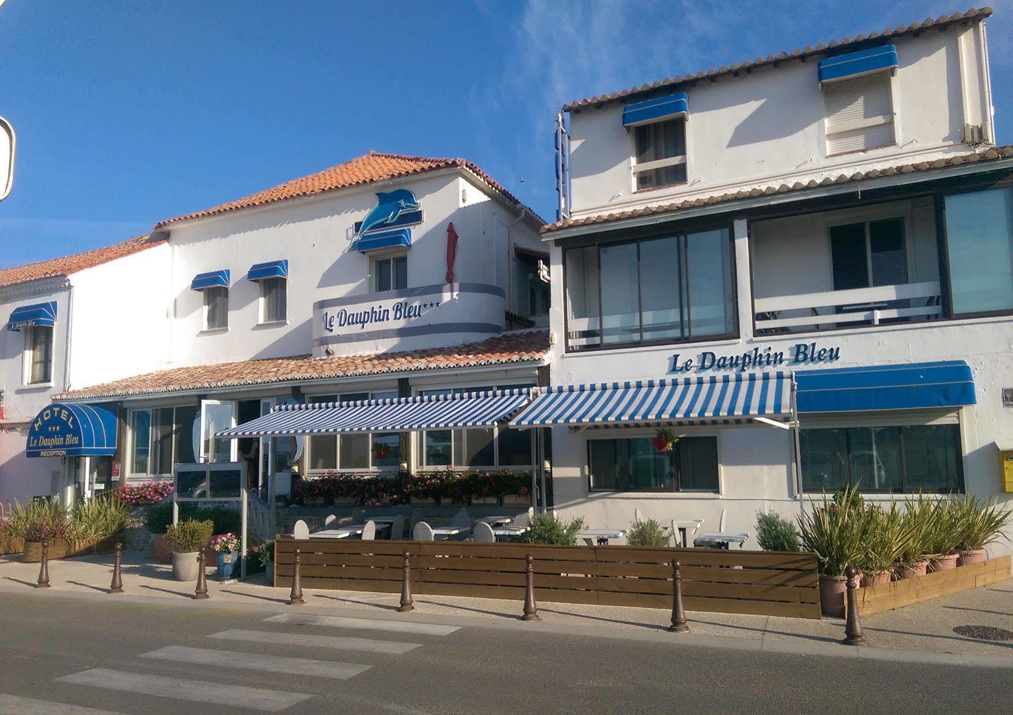 Hotel Le Dauphin Bleu Saintes-Maries-de-La-Mer Exterior foto